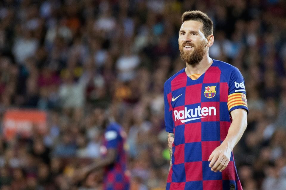 "Barselona" Messi ilə 10 illik müqavilə imzalamaq istəyir